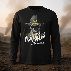 Camiseta de manga larga con estampado de "I Love The Smell Of Napalm In The Morning" - Product Image 3