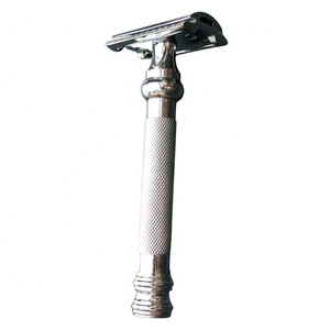 Rasoir de sécurité à double lame argenté pour hommes, pour le rasage du visage et du corps, style perche de barbier - Product Image 1