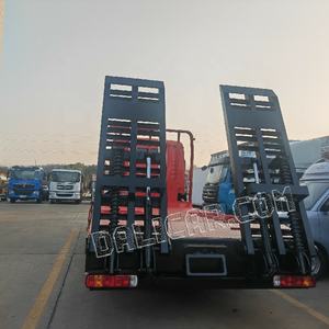 Camion à plateau Sinotruk Howo 4x2 12 tonnes à <span class=keywords><strong>prix</strong></span> d'usine, camion de transport à plateau, camion de transport d'excavatrice - Product Image 6