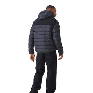 Chaqueta acolchada de peso pesado ajustada para hombre con diseño de piel de panel de moda, chaqueta acolchada OEM de invierno con cuello levantado liso personalizado - Product Image 3