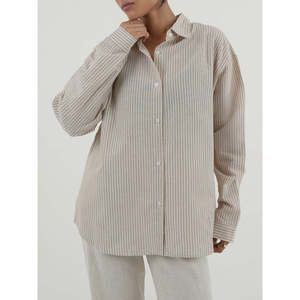GIACOB Elegante Camisa Tejida de Corte Regular con Decoración de Botones Transpirable - Product Image 4