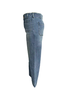 Pantalon en denim stretch bleu moyen à jambe droite, logo personnalisé, design haut de gamme, jorts, jeans courts pour hommes - Product Image 4