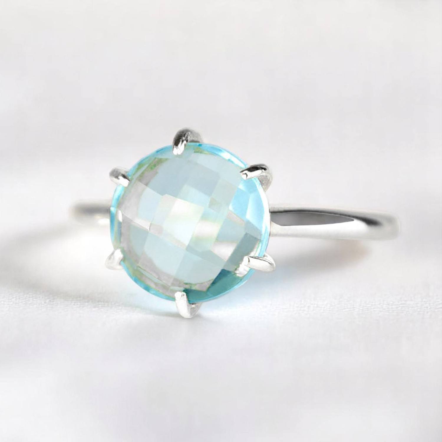 บลูโทพาสควอตซ์