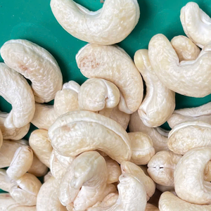 Prix de noix de cajou de haute qualité Noix de cajou Vietnam Noix de cajou Ww180 Ww240 Ww320 Emballage personnalisé - Product Image 1