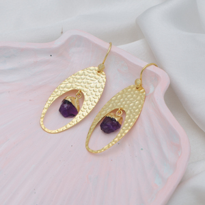Dua Trendy Amethyst Rough Drop Pendientes 18K Chapado en oro Latón Joyería DE BODA hecha a mano para mujeres - Product Image 1