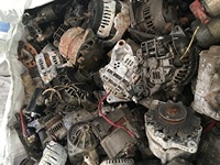 Déchets de qualité HMS : Alternateurs et démarreurs usagés, accessoires électroniques en cuivre, déchets de moteurs de démarrage