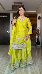 Top Designer-Sarara et Dupatta avec broderie lourde - Product Image 6