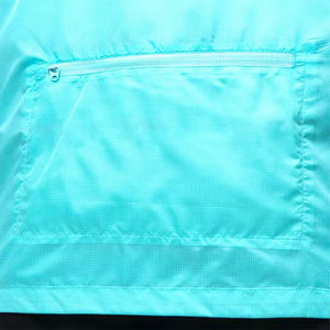 Vente en gros de matériel de duvet d'extérieur classique d'entraînement OEM 2024 Vestes bouffantes coupe-vent personnalisées pour hommes - Product Image 5