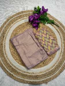 Recubrimiento de musgo recién lanzado con Sari de seda con borde brillante para mujer - Product Image 2