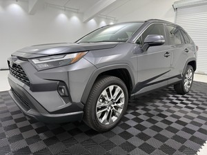 Toyota RAV4 Hybride Automatique 2023, Véhicule SUV LHD/RHD avec Toit Panoramique et Sièges en Cuir, Prêt à l'Exportation, Occasion - Product Image 2
