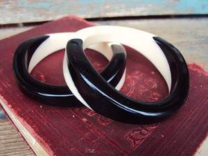 Brazalete de Resina de Estilo Vintage de la Mejor Calidad al por Mayor, Ideal para Bodas y Fiestas, al Mejor Precio - Product Image 3