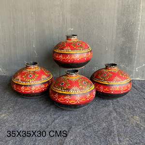 Maceta Pintada a Mano de Hierro Forjado, Diseño Tradicional, Florero de Mesa - Product Image 5