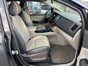 Venta Rápida: KIA Sedona EX 2016, Minivan de 4 Puertas, Transmisión Automática, Motor V6 - Product Image 2