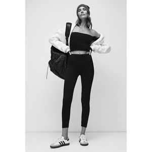 Leggings de sport noirs taille haute sans couture, style décontracté, tissu extensible, matière en mousseline - Product Image 2