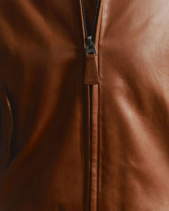 OEM/ODM Veste d'université zippée en cuir de vache épais grande taille pour homme Streetwear Warm hip hop College Varsity Jacket - Product Image 3