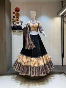 Women Traditional Festive Chaniya Choli with High Quality Jaam Cotton Fabric and Vintage Work Dupatta for Best Price - Product Image 5