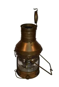 Lanterne en laiton fabriqué à la main bougeoir pilier bougeoir dans un design nordique utilisé comme lampe à huile de mariage à la maison - Product Image 4