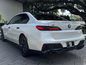 BMW Serie 7 760I XDRIVE AWD 2023 Económico con Volante a la Izquierda/Derecha - Product Image 5