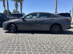 Hyundai Elantra 2023 de conception standard - Product Image 4