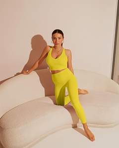 OEM Service เสื้อผ้าลำลองเอวสูงสำหรับผู้หญิงเลกกิ้งระบายอากาศได้พร้อมโลโก้ปรับแต่งเองได้ที่เอว - Product Image 2