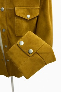 เสื้อเชิ้ตหนังกลับผู้ชายแบบเรียบ ย้อมสีพื้น ระบายอากาศได้ดี คุณภาพสูง สไตล์สตรีท แขนยาว สำหรับฤดูหนาว ใส่ได้ทั้งแบบเป็นทางการและลำลอง - Product Image 6