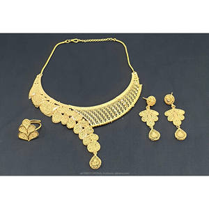 Conjunto de Gargantilla de dos tonos Modish para mujer, chapado en oro de 24 quilates, conjunto 4GRM de Collier Ras du COU bicolore tendance pour Femme - Product Image 4