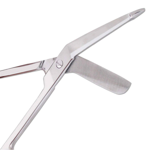 High Quality Stainless Steel Curved Bandage Scissors OEM Services Top Selling Bandage Scissors for Sale - Product Image 4