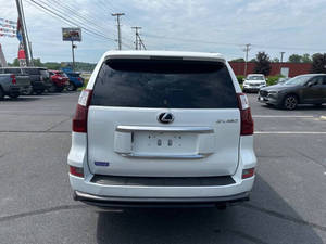 Lexus GX 2022 Luxury 460 d'occasion - Product Image 2
