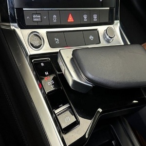 Alerte Offre Exceptionnelle! Audi e-tron Premium Plus 2022 d'occasion, super propre, moteur électrique, transmission intégrale quattro, automatique, blanc, SUV de luxe - Product Image 5