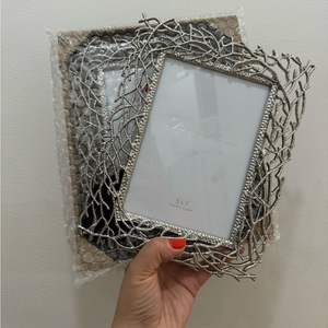 Classic ornamental metal <b>photo</b> <b>frame</b> suitable for elegant interiors and memorable picture presentation - Product Image 2