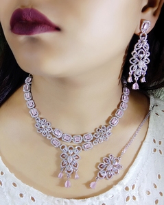 Conjunto de collar de latón hecho a mano de tendencia con piedras AD para bodas, compromisos, aniversarios, fiestas, gran idea de regalo - Product Image 2