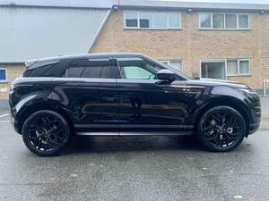 Range Rover Evoque 2020, SUV à conduite à droite, essence turbo, boîte automatique, sièges en cuir, toit ouvrant panoramique - Product Image 2