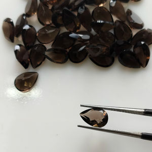 ควอตซ์สโมคกี้ธรรมชาติ 9x6 มม. ทรงลูกแพร์ คุณภาพดีที่สุด สำหรับทำเครื่องประดับ - Product Image 1