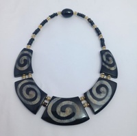 Collar de Lujo para Mujer con Dijes de Cuerno Natural Personalizados de Diseñador, Hecho a Mano, Ecológico, de 18 Pulgadas, el Más Valorado