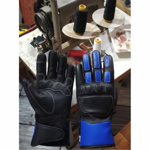Guantes de Motocicleta de Cuero Genuino, Protección Mejorada, Agarre Fuerte, Diseño Transpirable para una Conducción Segura y Cómoda - Product Image 5