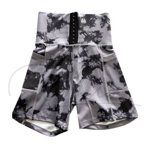 Shorts de Compresión para Mujer, Color Sólido, Hechos en Pakistán, Personalizables, de Alta Calidad, Cómodos y Transpirables, de Spandex/Poliéster - Product Image 4