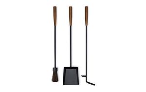 Ensemble d'outils de feu en fer de style Bblacksmith avec un attrait de ferme rustique conçu pour les salons et les intérieurs de cabine confortables - Product Image 6