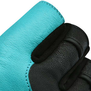 Nuevo logotipo personalizado hecho medio dedo guantes de levantamiento de pesas OEM servicio personalizado Unisex medio dedo guante de levantamiento de pesas - Product Image 4