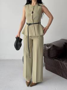 Conjunto de Traje Ecológico Vintage para Mujer, Color Verde Oliva, Sin Mangas, con Peplum, Pantalones Anchos con Botones Frontales, Estampado Floral, Lona Elegante - Product Image 6
