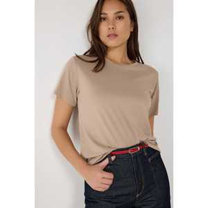 T-shirt basique décontracté à col rond - Product Image 1