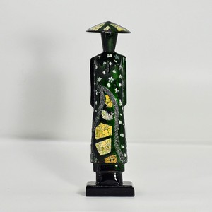 Factory direct price lacquered statue lacquerware handmade in Vietnam lacquer <b>sculpture</b> for sale - Product Image 2