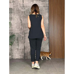 Conjunto de Dos Piezas para Mujer, Blusa de Viscosa con Tirantes y Cuello Redondo, Pantalones Deportivos, 35783 - Gris - Product Image 3