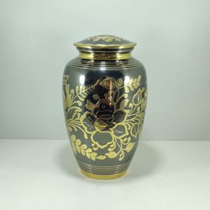 Venta al por mayor de urna de cremación de latón de estilo americano, urna conmemorativa de serenidad para almacenamiento y decoración de cenizas humanas de metal para adultos - Product Image 2