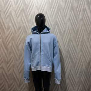 Sweats à capuche à fermeture éclair en bleu ciel hivernal, fils fins, sur mesure, 100% coton, taille américaine, tissu molletonné français, style vintage de rue - Product Image 2