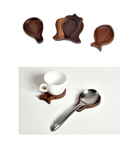 Repose-cuillères en métal en forme de cœur, lot de 6 pièces, couleur personnalisée, faits à la main, écologiques, compatibles lave-vaisselle et four - Product Image 2