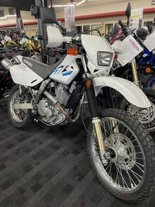 Mejor Oferta al Por Mayor, Venta en Subasta, Motocicleta DR650S 2026 Doble Propósito, Nueva, con 3 Años de Garantía - Product Image 5