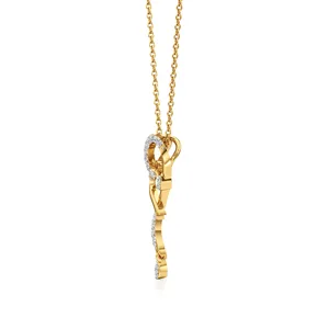 Collier avec pendentif en forme de cœur Eternal Lumina serti de diamants - Product Image 3