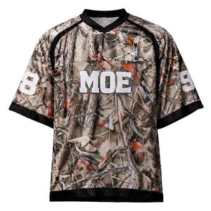 เสื้อเจอร์ซีย์อเมริกันฟุตบอลตาข่ายขายส่ง ลายพราง ยูนิเซ็กซ์ ทรงโอเวอร์ไซส์ สตรีทแวร์ แขนสั้น รับผลิตแบบ OEM ODM แบรนด์ส่วนตัว สหรัฐอเมริกา - Product Image 1