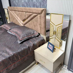 Bonitos dormitorio para muebles de oficina en casa Hotel Villa Farmhouse o uso doméstico. Muebles de dormitorio para un sueño cómodo - Product Image 1