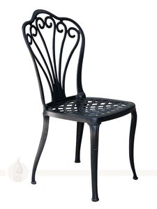 Silla de hierro fundido para exteriores con detalles finos, perfecta para balcones de jardín, césped o para tomar el sol junto a la piscina. - Product Image 4